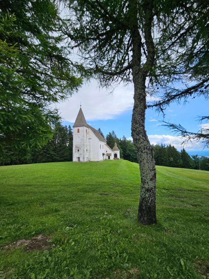 Ruska Koca Hotel Hocko Pohorje Luaran gambar